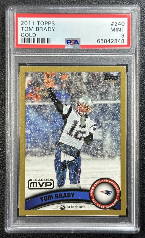 TOM BRADY PSA 9 2011 TOPPS FOOTBALL #240 LEAGUE MVP GOLD 753/2011 PATRIOTS