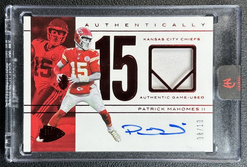 PATRICK MAHOMES II 2025 PANINI AUTHENTICALLY GAME USED JERSEY PATCH AUTO RED /10