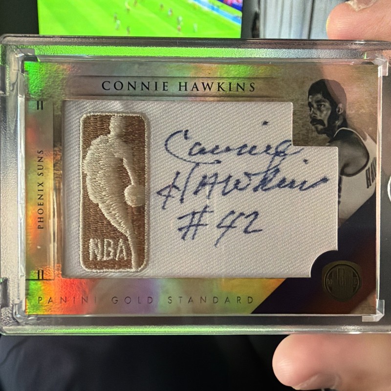 2010-11 Panini Gold Standard - Gold Nba Logoman Patch Connie Hawkins auto /199