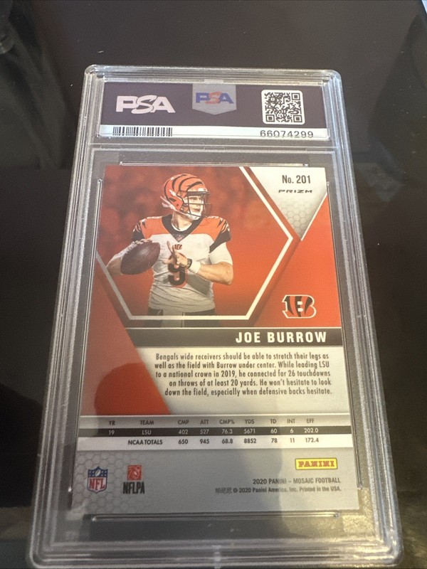 2020 Panini Mosaic Joe Burrow Mosaic PSA 10 🔥 🔥 🔥 view 2