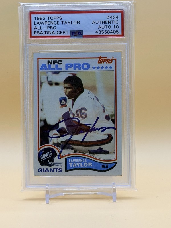 1982 topps lawrence taylor #434 RC PSA Graded Auto 10 