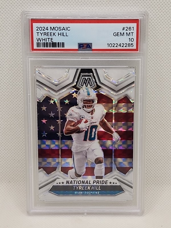 2024 Panini Mosaic Tyreek Hill PSA 10 White Prizm National Pride 2/25 Dolphins 