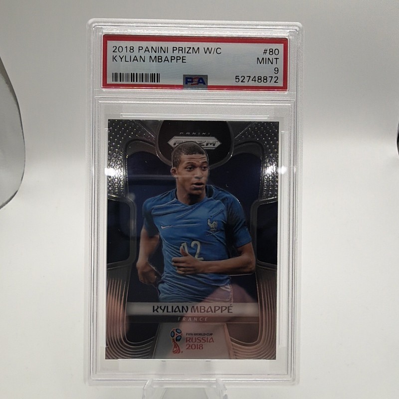2018 Panini Prizm World Cup Kylian Mbappe Rookie PSA 9 France #80 RC