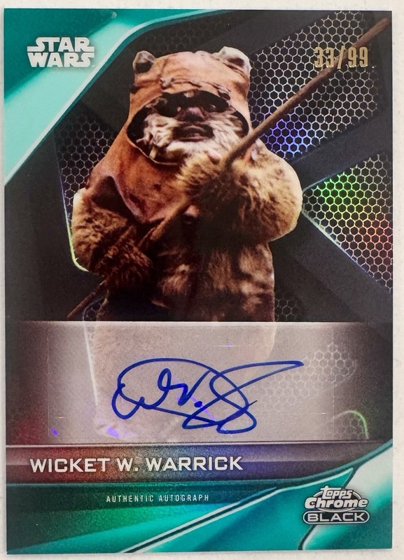 Warwick Davis 2023 Topps Chrome Black Star Wars Auto Green Refractor /99