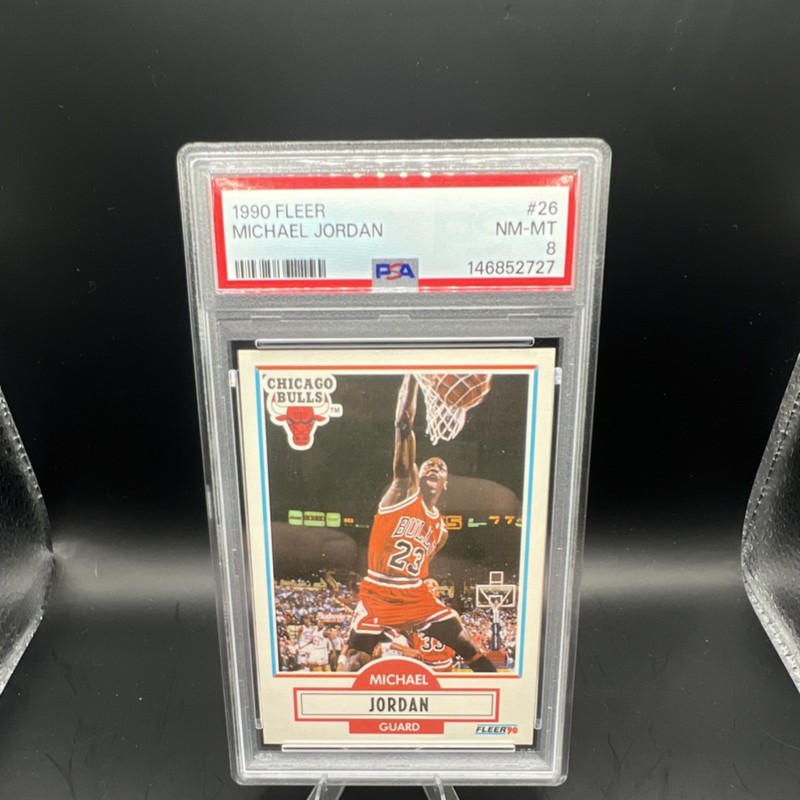 Fleer 1990-91 Michael Jordan #26 PSA 8 Bulls Black Line Above Bio Variation