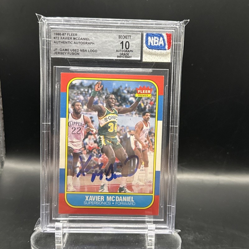 1986-87 Fleer JERSEY FUSION #72 GAME USED NBA LOGOMAN PATCH BGS 10 AUTO