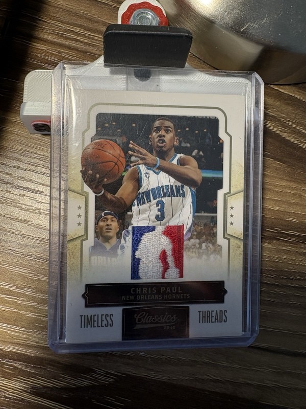 2009-10 Panini Classics Timeless Threads /199 Chris Paul LOGOMAN