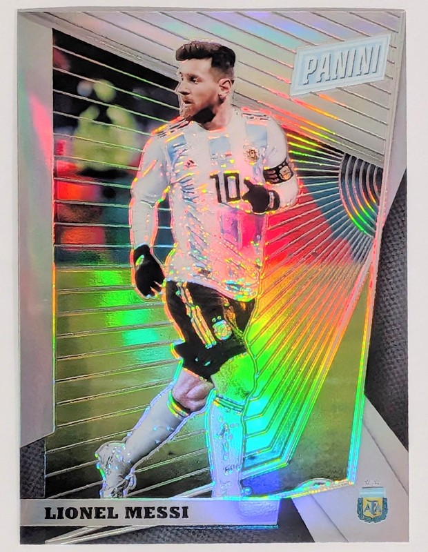 2018 Panini The National VIP #93 Lionel Messi Prizm Refractor /99 Rare 