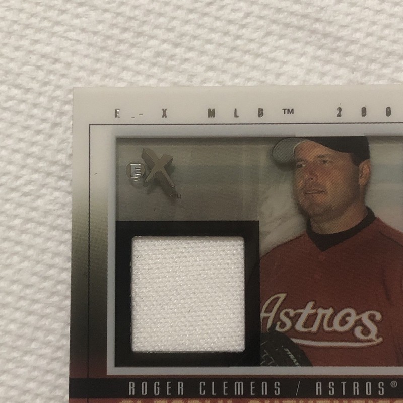 2004 Fleer E_X ROGER CLEMENS Auto Patch Card RARE ASTROS #31 of 50 view 2