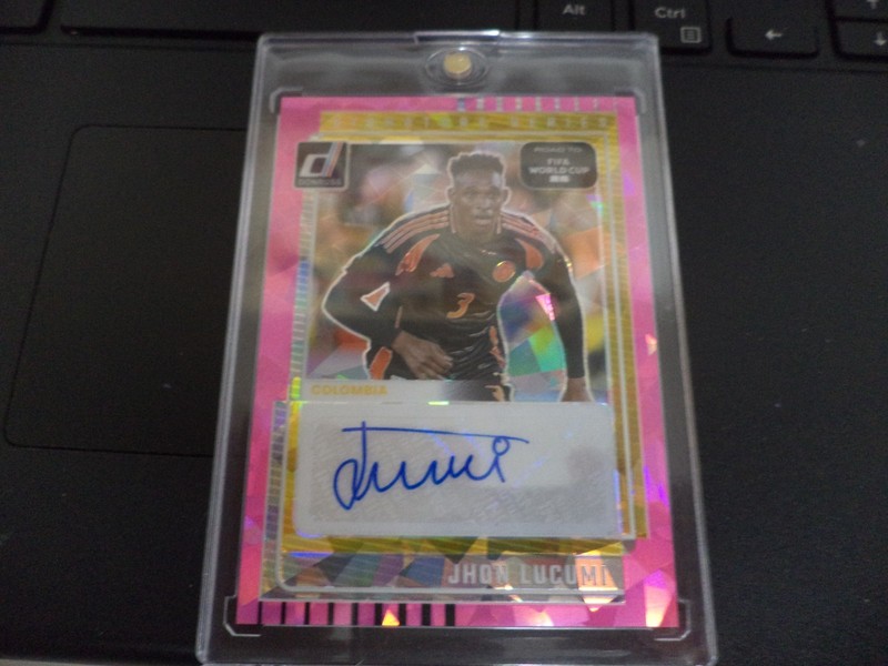 2025-26 Panini Donruss Fifa Signature Series Autograph Jhon Lucumí view 2