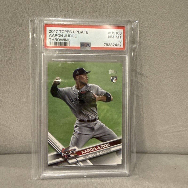 2017 Topps Update Series - Aaron Judge #US166 Throwing (RC) Rookie PSA 8
