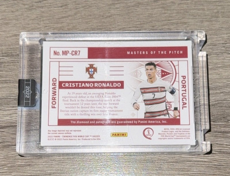 2022 Panini Eminence Cristiano Ronaldo MOTP Diamond On Card Auto 5/5 (1/1) view 2