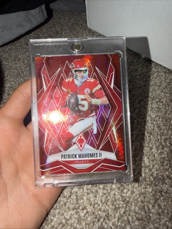2025 Panini Phoenix - Patrick Mahomes II #1 Red Hyper /399