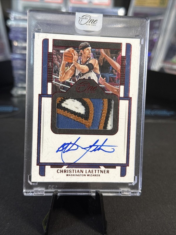 2022-23 Panini One And One Christian Laettner Game-Worn Patch Auto  /21 🔥