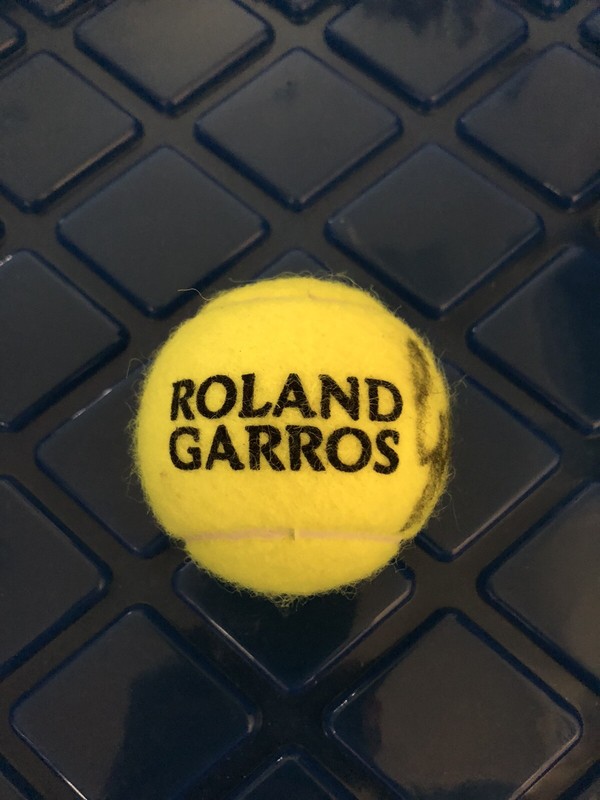 IGA SWIATEK Signed Autographed  French Open Tennis Ball, PSA FULL LETTER view 2