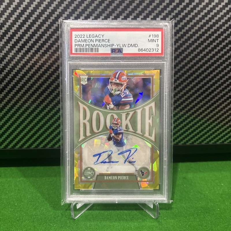 2022 Panini NFL Legacy - Rookies - Yellow Diamond-Dameon Pierce-auto /25 PSA 9