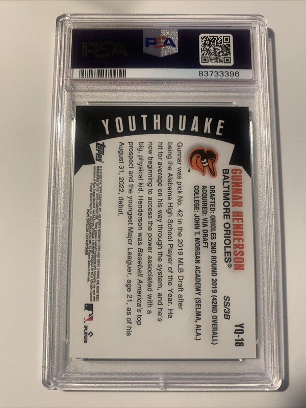 2023 Topps Chrome Gunnar Henderson Youthquake Green Rookie /99 PSA 9 view 2