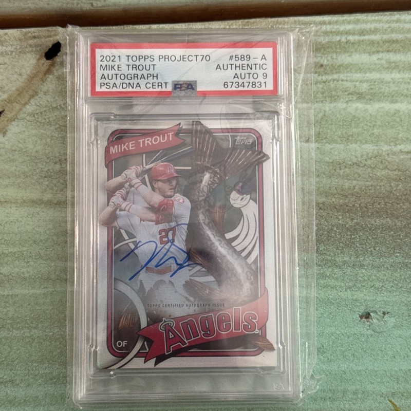 2021 Topps Project 70 - 1980 Topps Baseball Mike Trout #589-A  ON CARD AUTO / 70