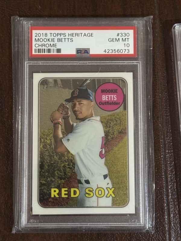 2018 Topps Heritage #330 Mookie Betts Chrome PSA 10