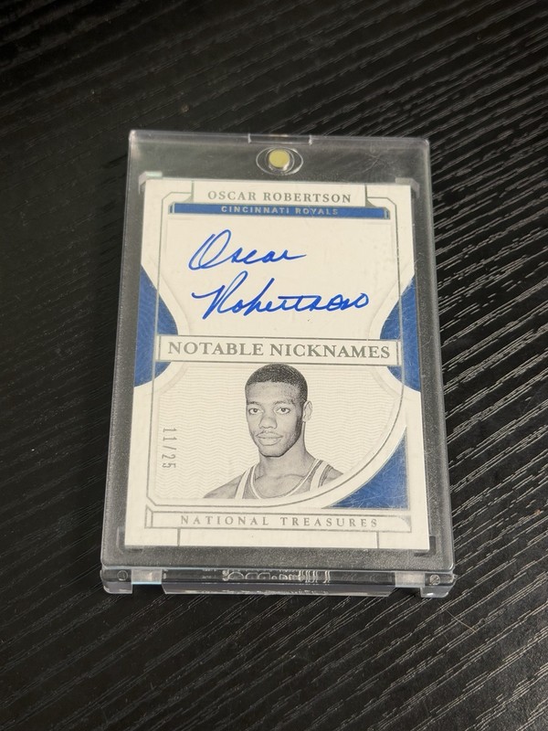 Oscar Robertson National Treasures Notable Nicknames On Card Auto /25 #NN-OSR
