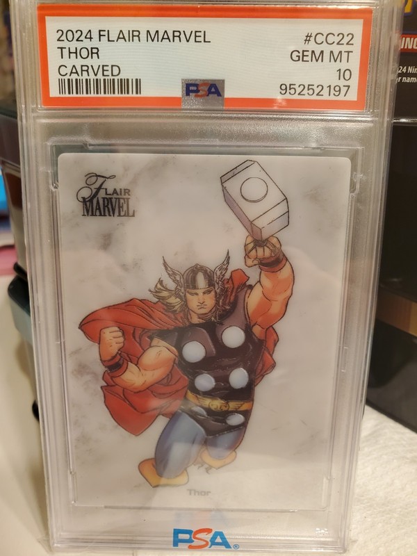 2024 Flair Marvel Thor Carved #CC22 PSA 10