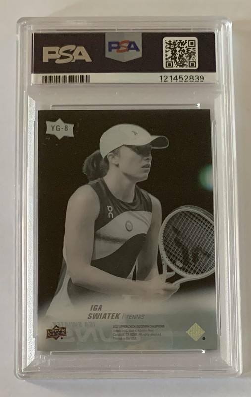 Iga SWIATEK 2023 Goodwin Champions Young Guns Clear Cut #YG-8 Graded PSA 10 view 2
