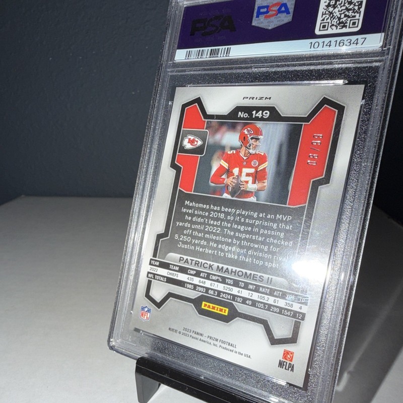 2023 Panini Prizm Patrick Mahomes II Purple Wave /99 #149 PSA 9 view 2