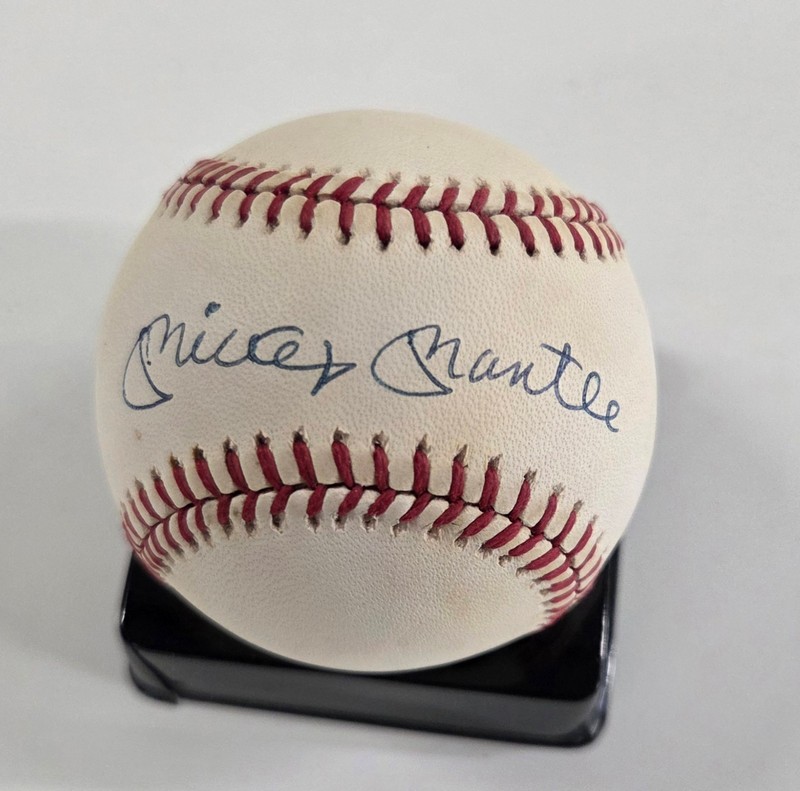 Mickey Mantle Yankees Autograph OAL Baseball PSA DNA Auto (Clean)