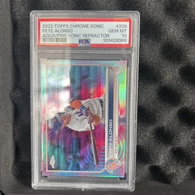 2022 Topps Chrome Sonic Pete Alonso Aqua Pink Sonic Pulse Refractor /199 PSA 10 view 1