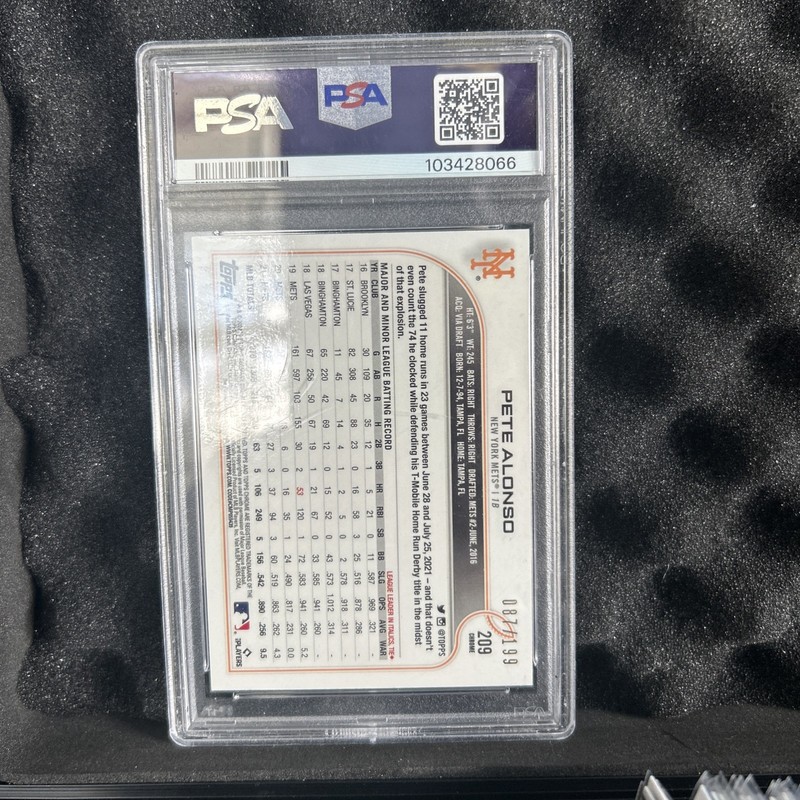 2022 Topps Chrome Sonic Pete Alonso Aqua Pink Sonic Pulse Refractor /199 PSA 10 view 2
