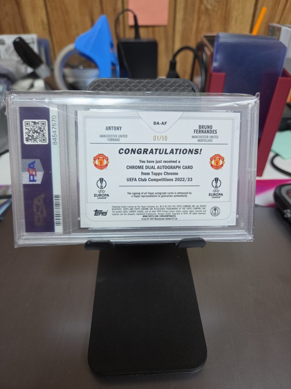 2022-23 Topps Chrome UEFA ANTONY/BRUNO FERNANDES 1/10 Dual Auto Black Ref PSA 9 view 2