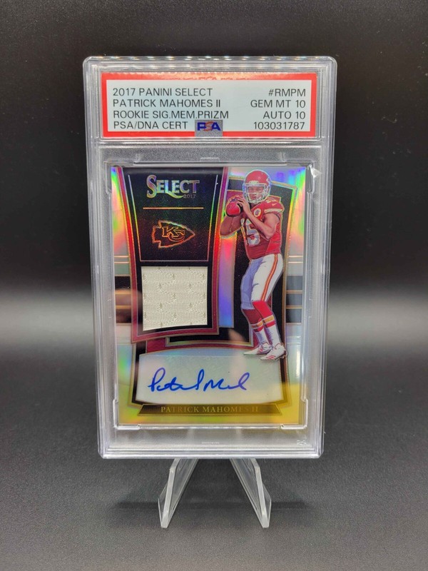 2017 Select Silver Prizm #2 Patrick Mahomes II RC Jersey AUTO /99 PSA 10 AUTO 10