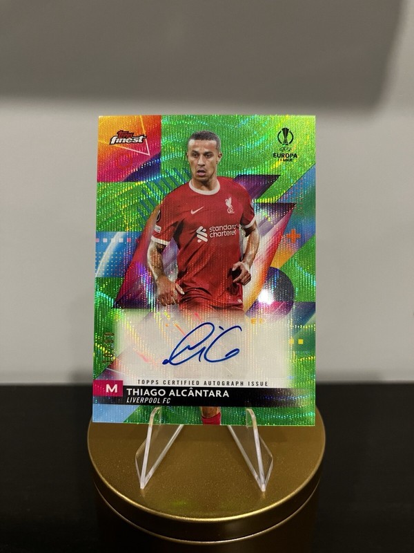 2023-24 Finest UEFA Autographs Neon Green Refractors #ATA Thiago Alcantara /99