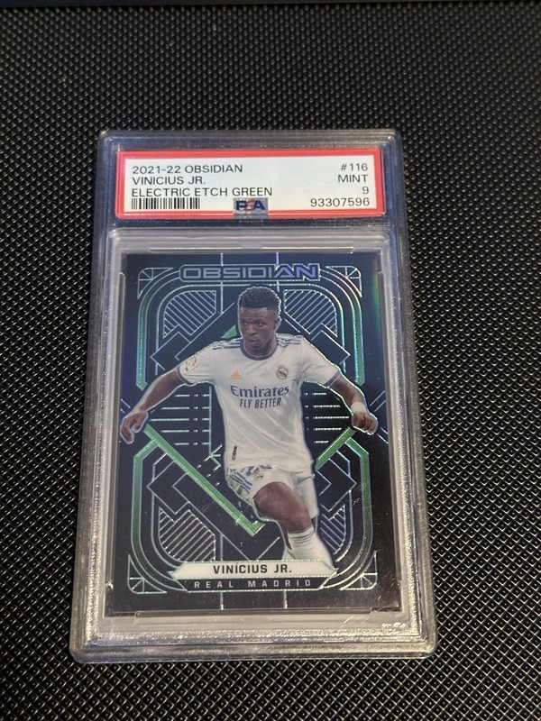 2021 PANINI OBSIDIAN Vinicius Jr. | ELECTRIC ETCH GREEN [#2/5] PSA 9