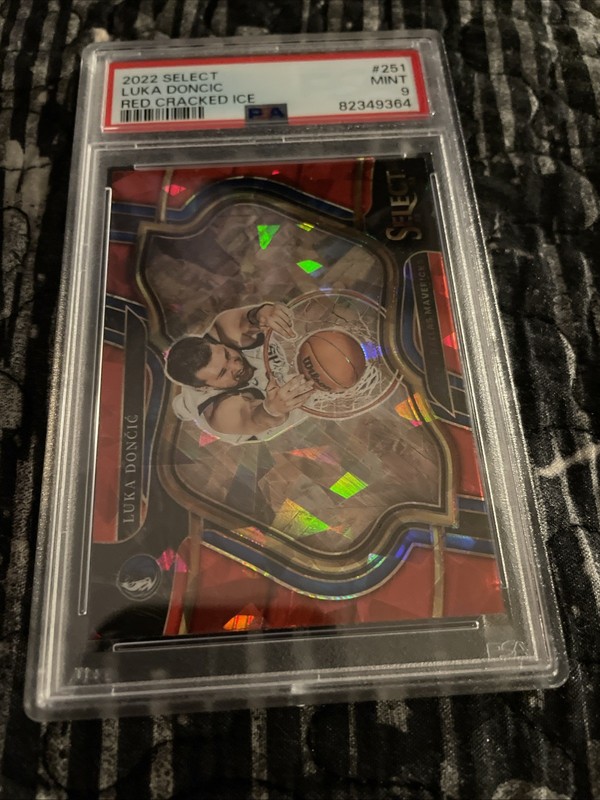 2022 POP 1👈PANINI SELECT🏀LUKA DONCIC#251*RED CRACKED ICE”PSA 9👈*ONLY 3 HiGHER