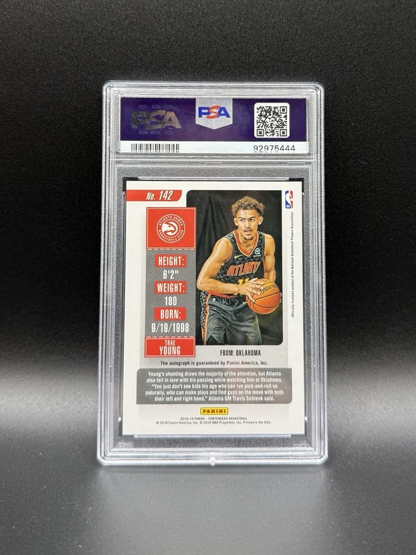 2018-19 Contenders Basketball Trae Young Rookie Auto /25 Cracked Ice PSA 9 #142 view 2