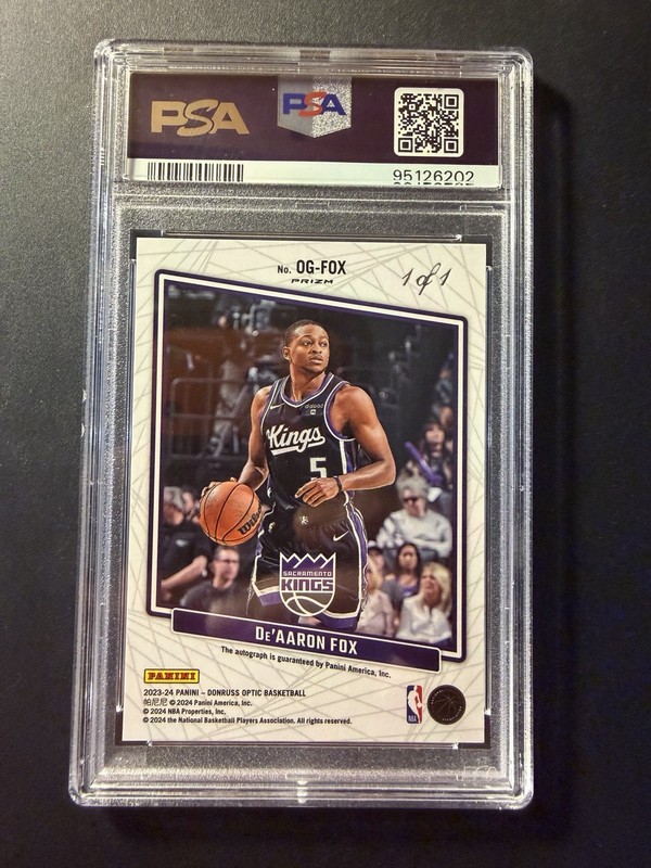2023-24 Donruss Optic DE'AARON FOX 1/1 GOLD VINYL PRIZM OPTI-GRAPHS AUTO PSA 10 view 2