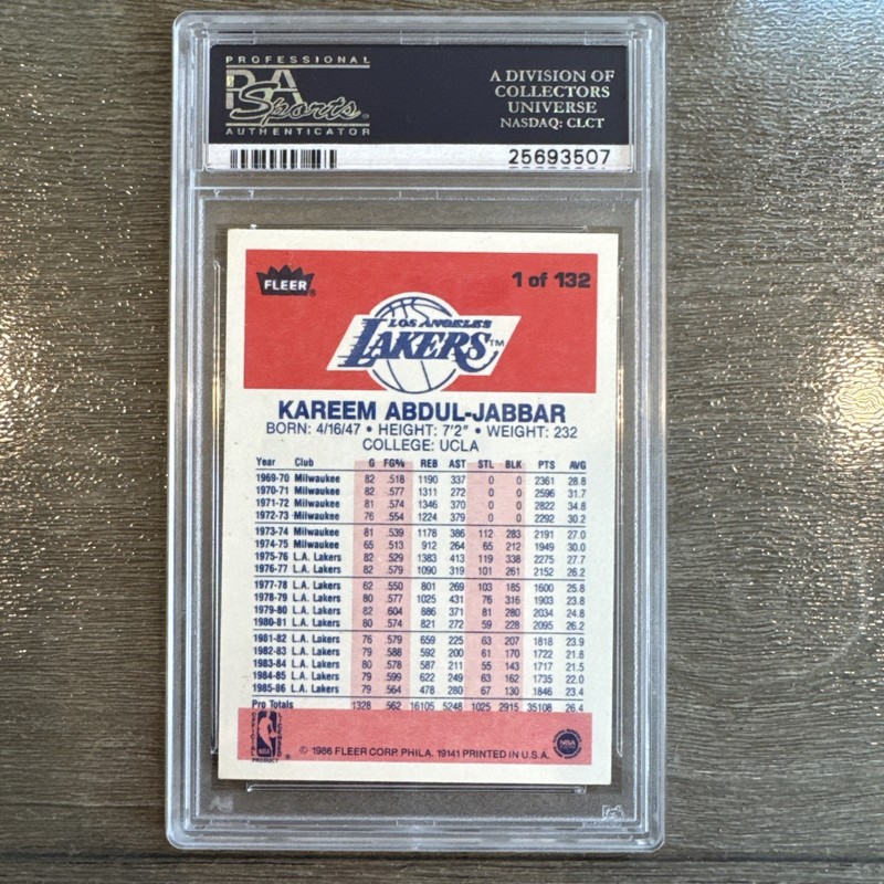 1986-87 Fleer #1 Kareem Abdul-Jabbar PSA 8 Basketball Card view 2