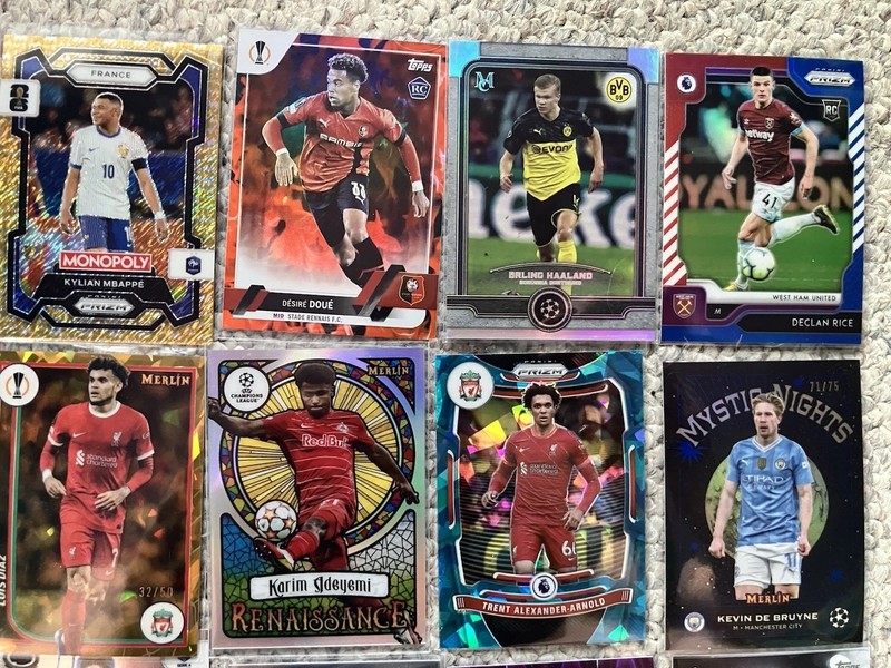 Soccer Topps Panini Lot x16 Haaland/Doue RC Messi Low #'d Auto Case Hit Rookies view 2