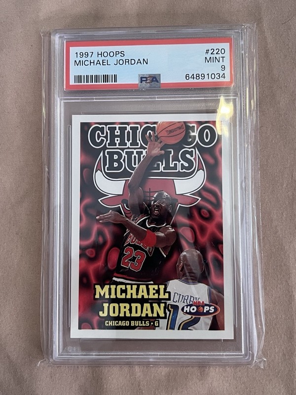 1997 NBA Hoops Michael Jordan #220 Chicago Bulls PSA 9 MINT