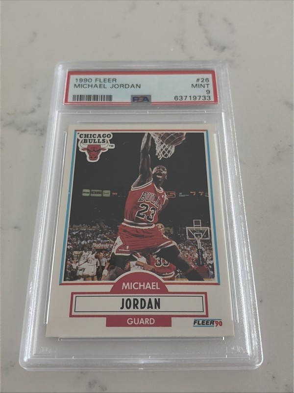 1990 Fleer #26 Michael Jordan Chicago Bulls HOF PSA 9 MINT