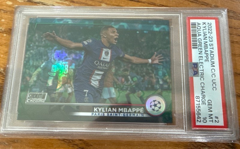 2022-23 Topps Stadium C/C UCC - Kylian Mbappe Aqua Green Refractor /225 PSA 10