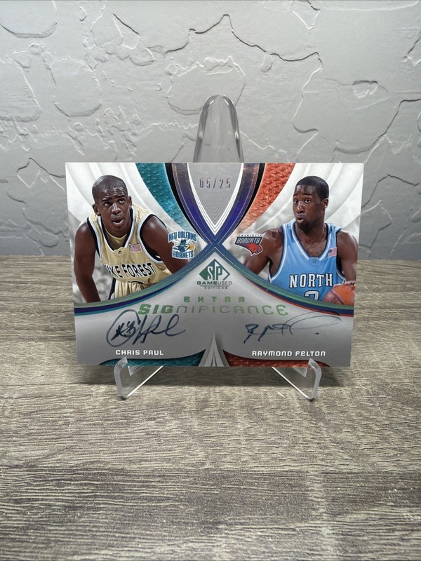 2005-06 SP Game Used Chris Paul Raymond Felton Dual Rookie RC Auto /25