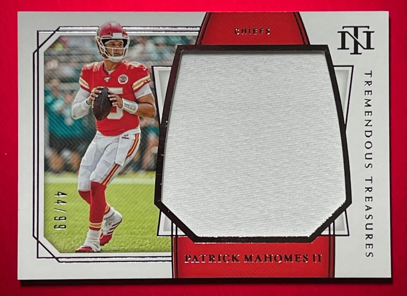 PATRICK MAHOMES QB 2019 NATIONAL TREASURES WORN JUMBO SWATCH RELIC CARD / 99 