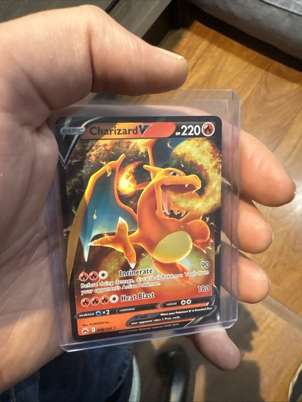 Pokémon TCG Charizard v Crown Zenith Holo Ultra Rare Card 018/159 NM/M Condition