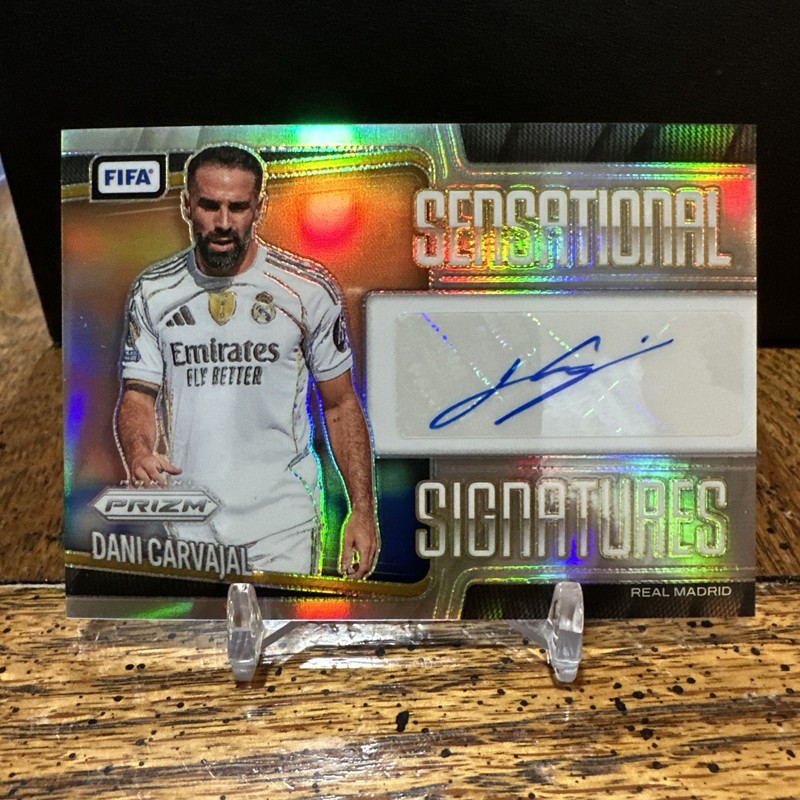 2025-26 Prizm FIFA Dani Carvajal Sensational Signatures Silver Prizm Auto /99 view 2