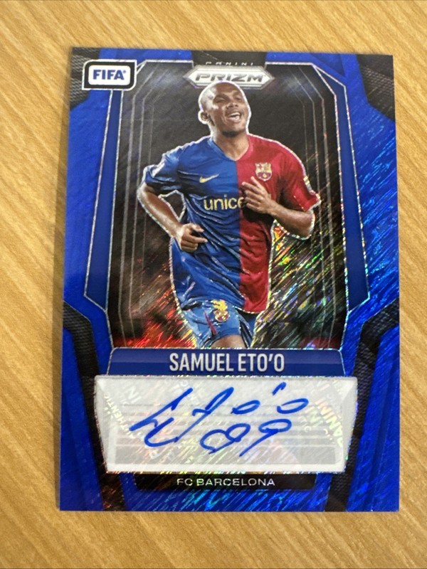 2025-26 Panini Prizm FIFA Samuel Eto'o Auto FOTL Blue Shimmer SSP Barcelona🔥🔥