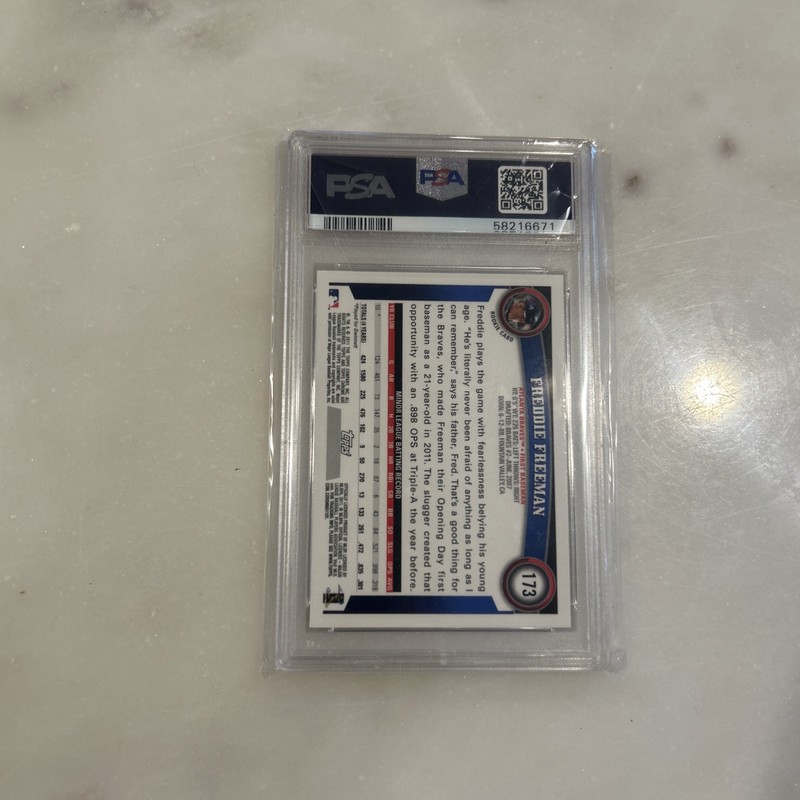 2011 Topps Chrome Freddie Freeman #173 PSA 9 view 2