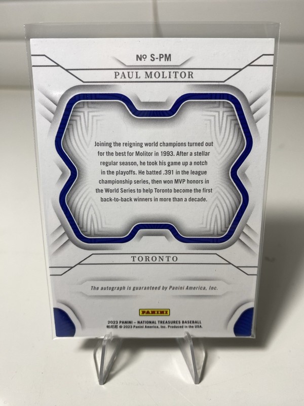 2023 Panini PAUL MOLITOR National Treasures On Card AUTO Holo Silver #d 5/10 HOF view 2