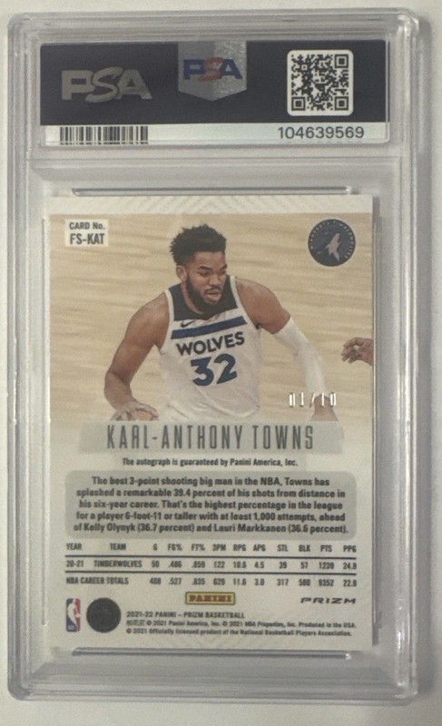 2021-22 Prizm Karl-Anthony Towns Flashback Prizm Gold Auto 1/10 PSA 9 view 2